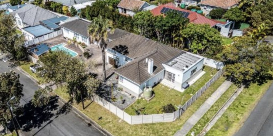 6 Bedroom Property for Sale in Bonnie Doone Eastern Cape